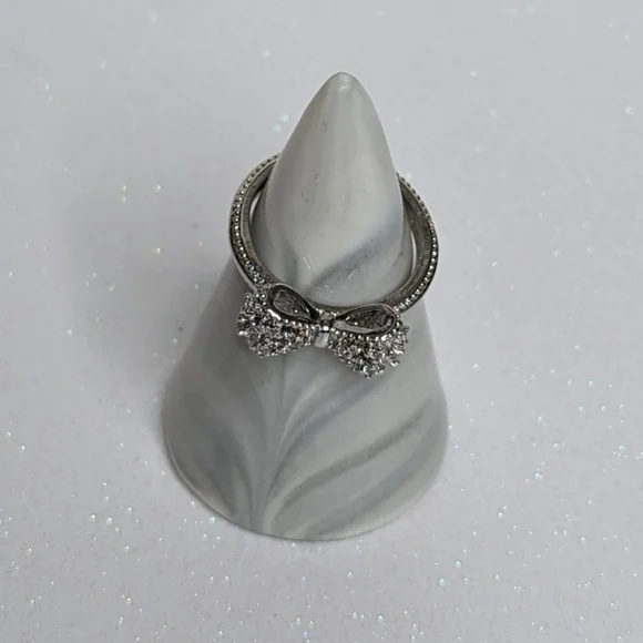 Bow Ring 925 Sterling Silver Cubic Zirconia Size 6 - Picture 2 of 9